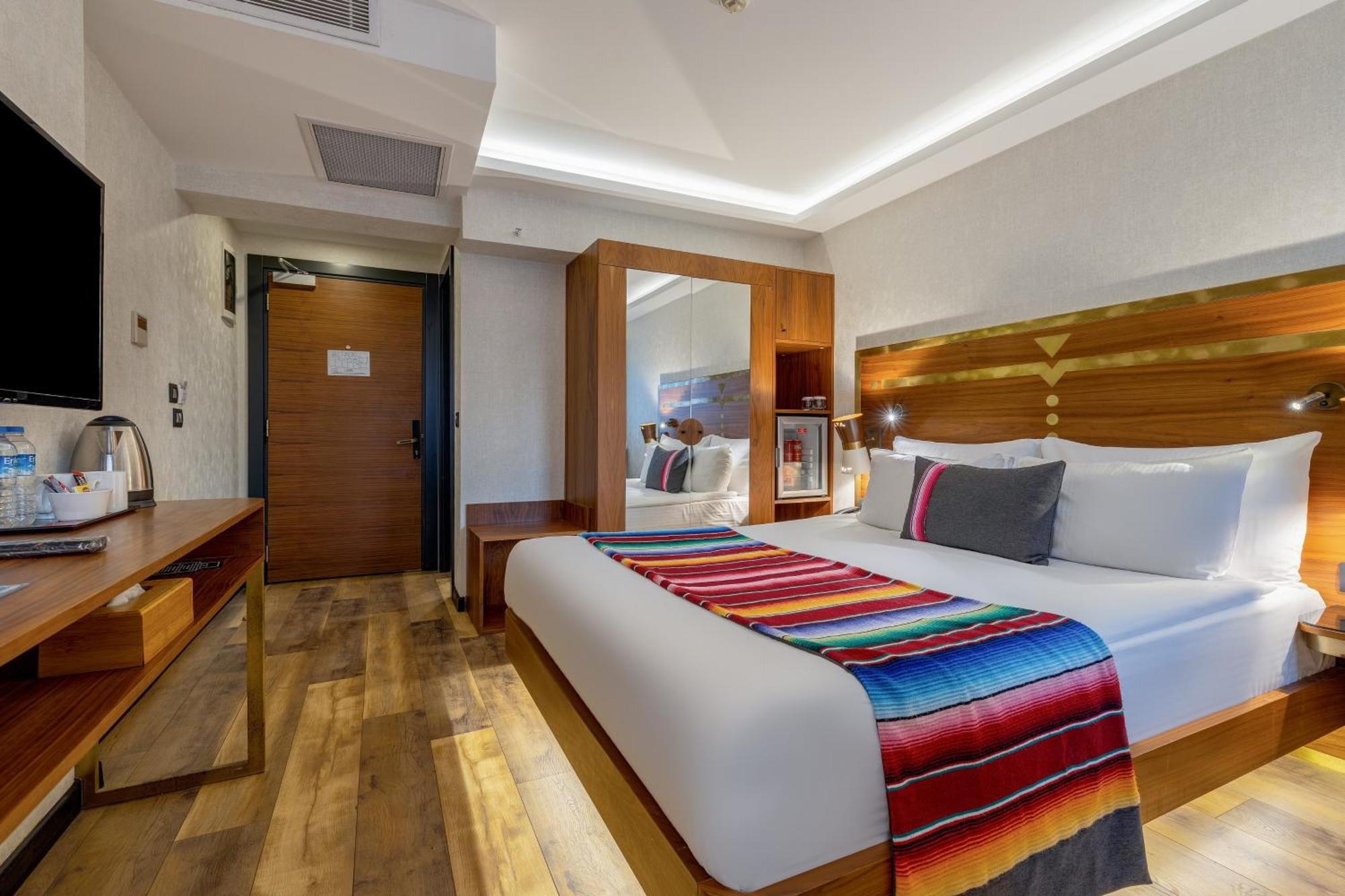 Hay Hotel Alsancak 이즈미르 외부 사진